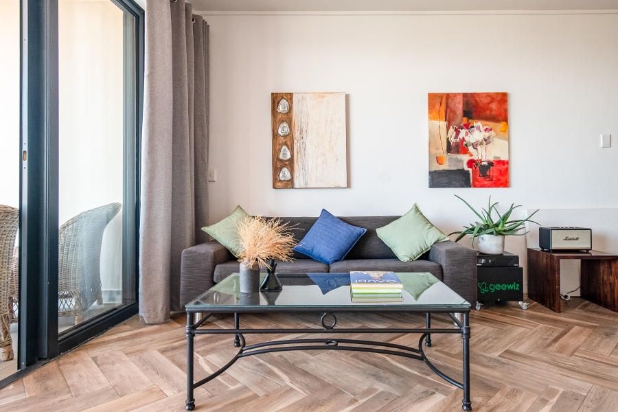 To Let 2 Bedroom Property for Rent in Green Point Western Cape